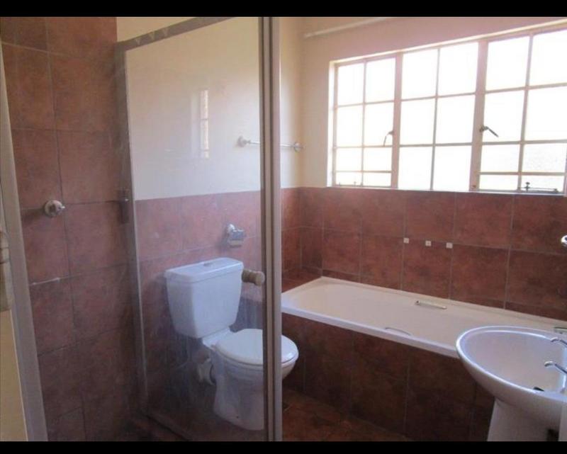 To Let 2 Bedroom Property for Rent in Vaalpark Free State